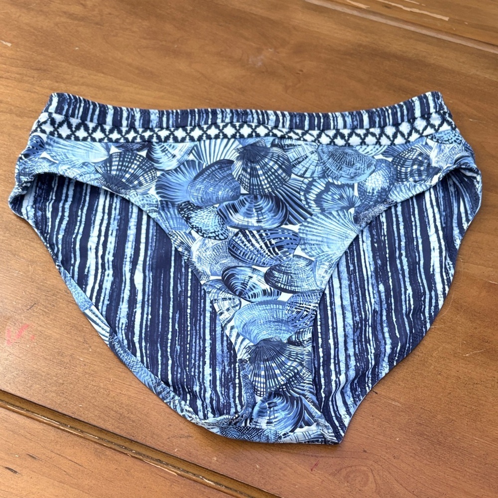 Tommy Bahama NWT Hipster Reversible Blue Seashell Swim Bottom Size XL